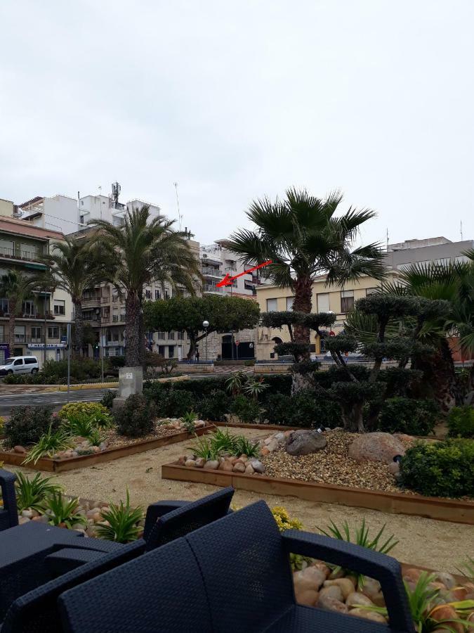 2 Bedroom'S Flat On The Beach, City Center, 1 Line Santa Pola Bagian luar foto