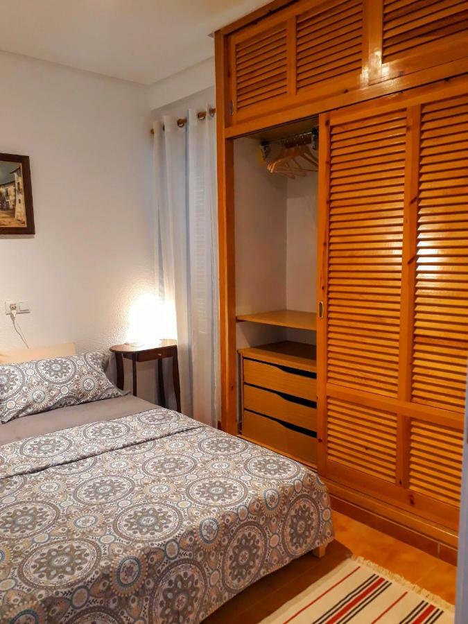 2 Bedroom'S Flat On The Beach, City Center, 1 Line Santa Pola Bagian luar foto